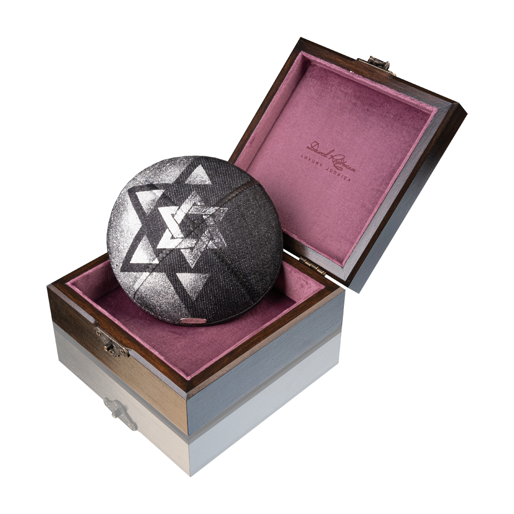 כיפה "קלאסית" מג׳ינס עם ציור מגן דוד